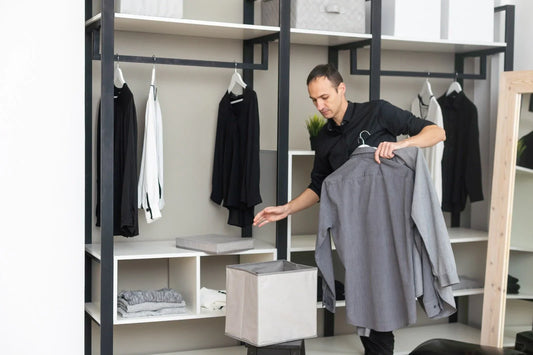 Peças de roupas que Todo Empreendedor Deve Investir na Black Friday - Minimal Club