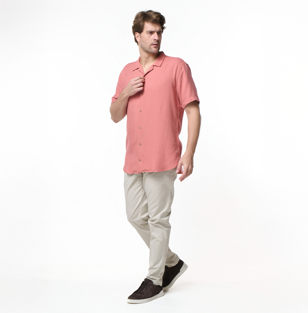 Camisa Resort