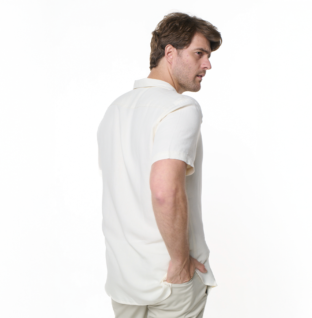 Camisa Resort